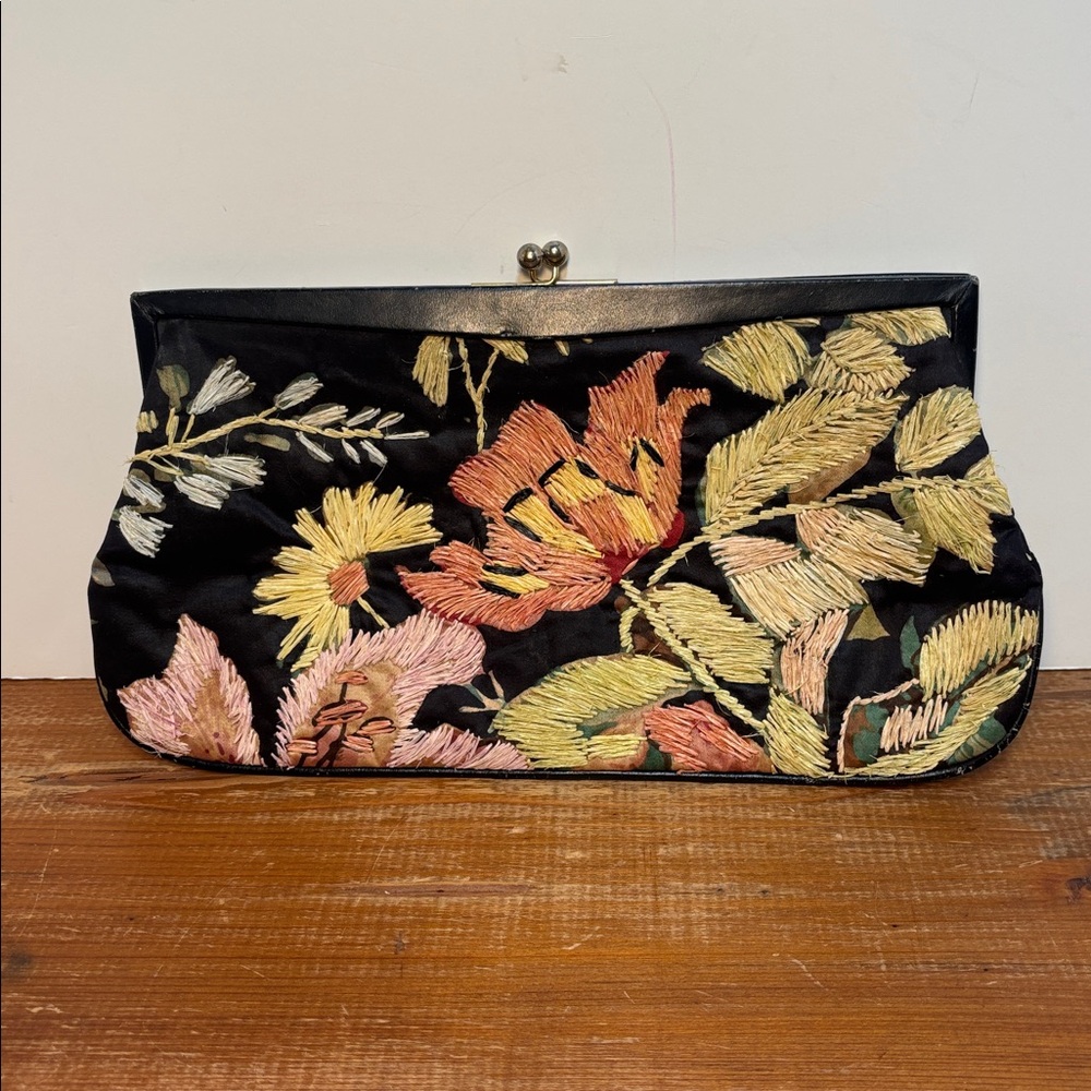 Vintage 1950's Koret Woven Wicker and Red Leather Made in Italy Snap Clutch!